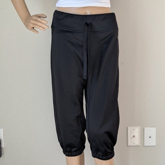 The North Face Crop Pants Small Black Fleece Jogger Drawstring Waist Capri Pants - Picture 1 of 16